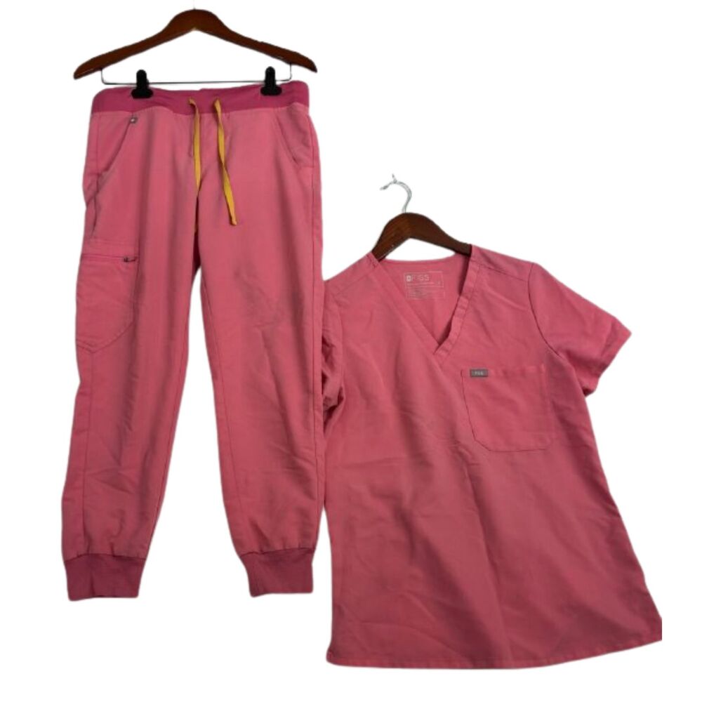 FIGS Technical Collection Scrub Set Womens Small Pink V Neck Top Jogger Pants